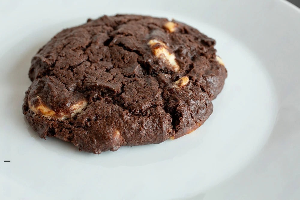 Couverture Dark-White Chocolate Cookie