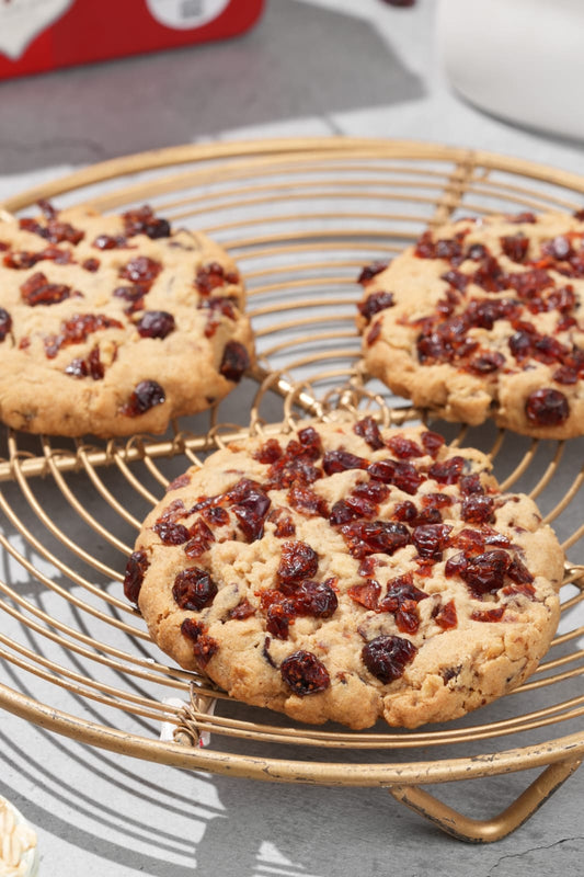 Nyc-Style Oatmeal Cranberry Cookies